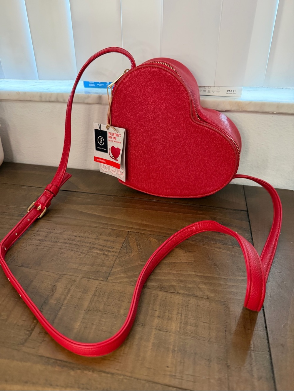 Valentine’s Day red heart crossbody purse vegan red leather purse new
